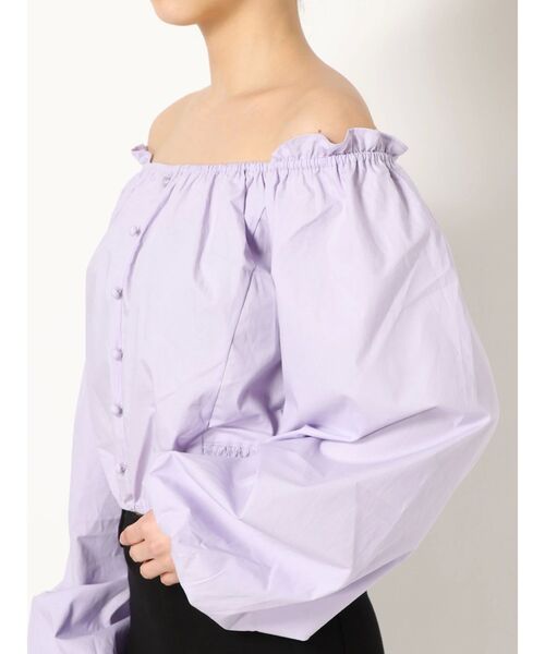 EMODA（エモダ）の「オフショルダータイトトップス（シャツ/ブラウス・レディース・ホワイト/ブラック/パープル/オレンジ・FREE）」の15枚目の写真