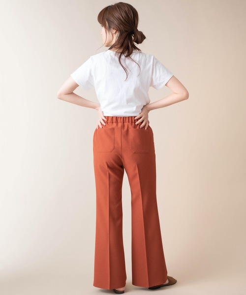 La SRIC(ラスリック)の「La SRIC/センタープレスフレアパンツ(その他パンツ・レディース・モカ/テラコッタ/バーガンディー/ブラック・MEDIUM)」の5枚目の写真