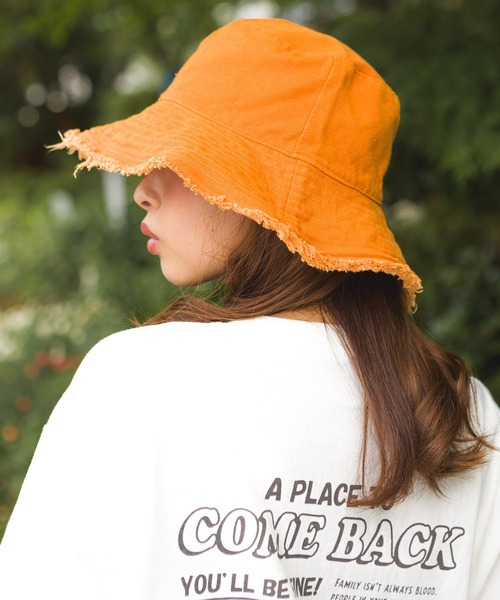 SpRay（スプレイ）の「リバーシブルフリンジバケットＨＡＴ（ハット・レディース・ブラック/ベージュ/ブラウン/オレンジ/レンガ/マスタード・FREE）」の6枚目の写真