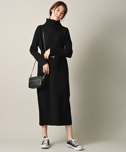 INTERPLANET(インタープラネット)の「スタッズウォレットショルダーBAG(ショルダーバッグ・レディース・ブラック/ベージュ・フリー)」の15枚目の写真