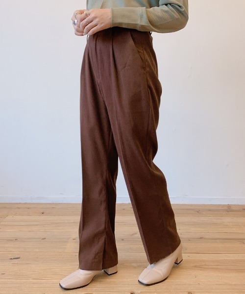 VANNIE U（ヴァニーユー）の「カラーフレアパンツ【Sサイズ展開あり】（その他パンツ・レディース・ベージュ/チョコ/グリーン・FREE/SMALL）」の8枚目の写真
