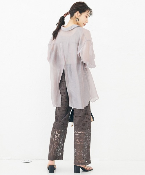 archives（アルシーヴ）の「backレイヤードスリットシャツ（シャツ/ブラウス・レディース・ブラウン/グリーン/アイボリー/ラベンダー/モカ・MEDIUM）」の21枚目の写真