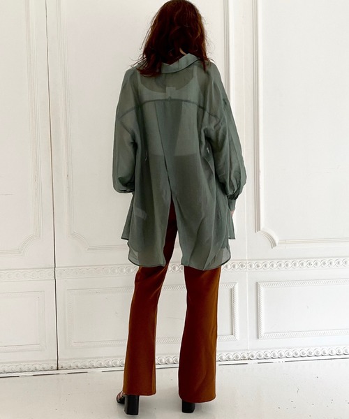 archives（アルシーヴ）の「backレイヤードスリットシャツ（シャツ/ブラウス・レディース・ブラウン/グリーン/アイボリー/ラベンダー/モカ・MEDIUM）」の17枚目の写真