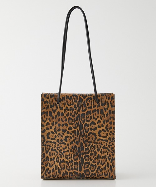 AZUL by moussy(アズールバイマウジー)の「【新色追加】NARROW HANDLE SHOPPER BAG/ナローハンドルショッパーバッグ(ショルダーバッグ・レディース・グレー系その他/ホワイト/ブラック/ベージュ/ブラウン系その他/グリーン系その他2/ベージュ系その他/ブラウン系その他2・FREE)」の4枚目の写真