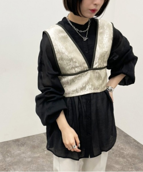 apres jour mignon(アプレジュールミニョン)の「パイピングジャガードビスチェ 【ZOZOTOWN限定アイテム】(その他トップス・レディース・ベージュ/サックスブルー・X-LARGE/フリー)」の2枚目の写真