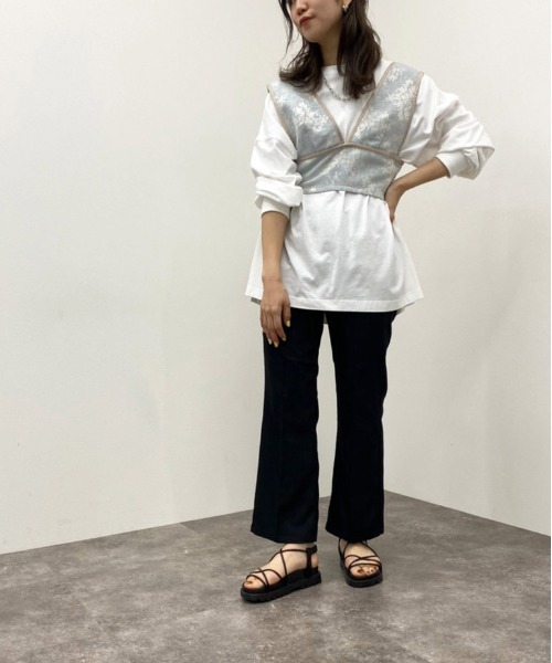 apres jour mignon(アプレジュールミニョン)の「パイピングジャガードビスチェ 【ZOZOTOWN限定アイテム】(その他トップス・レディース・ベージュ/サックスブルー・X-LARGE/フリー)」の4枚目の写真