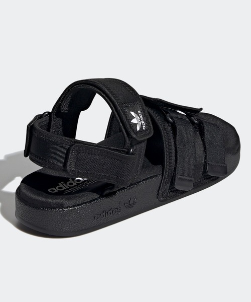 adidas（アディダス）の「ニューアディレッタ サンダル [New Adilette Sandals] アディダスオリジナルス（メンズ/レディース）（サンダル・メンズ・ホワイト×ブラック/ブラック系その他/ブラック・25.5cm/26.5cm/23.5cm/22.5cm/27.5cm/28.5cm/24.5cm）」の10枚目の写真