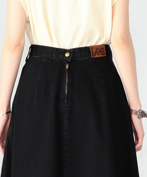Lee（リー）の「【WEB限定】マキシ丈・ロングデニムスカート（スカート・レディース・インディゴブルー/ブラック系その他・SMALL/MEDIUM/X-SMALL）」の3枚目の写真
