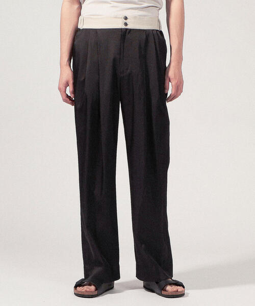 TOMORROWLAND （トゥモローランド）の「コットンレーヨン 2プリーツイージーパンツ（その他パンツ・メンズ・キャメル/ブラック/ダークグリーン・XS/M/S）」の5枚目の写真