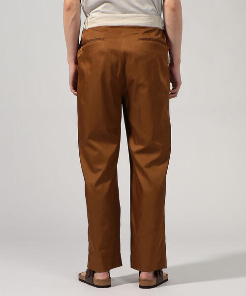 TOMORROWLAND （トゥモローランド）の「コットンレーヨン 2プリーツイージーパンツ（その他パンツ・メンズ・キャメル/ブラック/ダークグリーン・XS/M/S）」の9枚目の写真