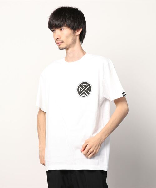 BOUNTY HUNTER（バウンティーハンター）の「BxH NEW MOBIUS LOGO Tee（Tシャツ/カットソー・メンズ・ホワイト/ブラック・MEDIUM/LARGE/X-LARGE/XX-LARGE/SMALL）」の2枚目の写真