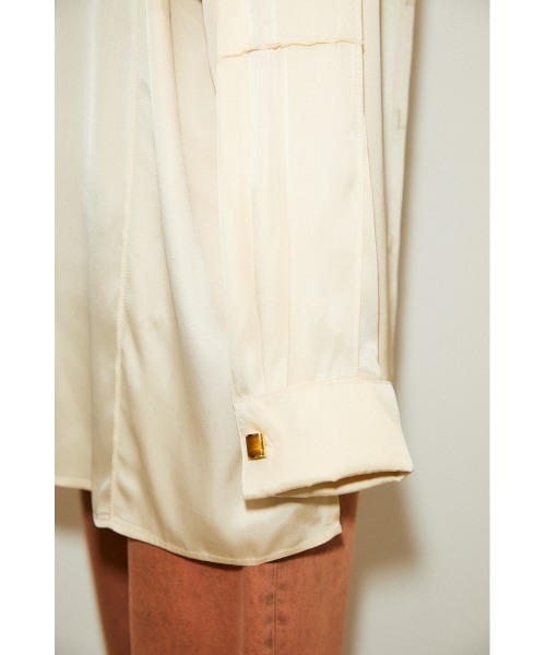 THROW by SLY(スローバイスライ)の「THROW SILK MIX SEAM DESIGN SH シルクミックス シャツ(シャツ/ブラウス・レディース・アイボリー/グリーン・FREE)」の4枚目の写真