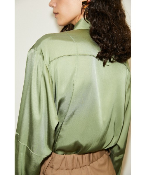 THROW by SLY(スローバイスライ)の「THROW SILK MIX SEAM DESIGN SH シルクミックス シャツ(シャツ/ブラウス・レディース・アイボリー/グリーン・FREE)」の20枚目の写真