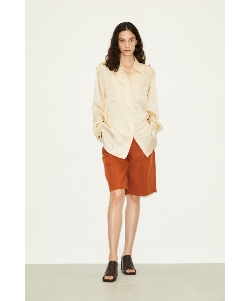 THROW by SLY(スローバイスライ)の「THROW SILK MIX SEAM DESIGN SH シルクミックス シャツ(シャツ/ブラウス・レディース・アイボリー/グリーン・FREE)」の7枚目の写真