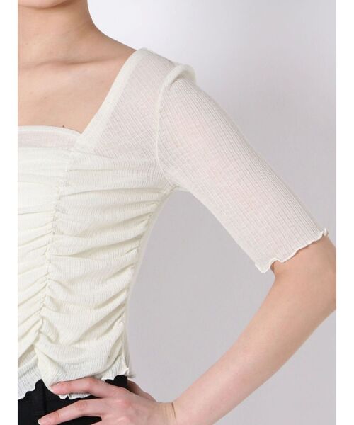 EMODA(エモダ)の「ショートドレープトップ(Tシャツ/カットソー・レディース・ブラック/ベージュ/グリーン/アイボリー・FREE)」の12枚目の写真