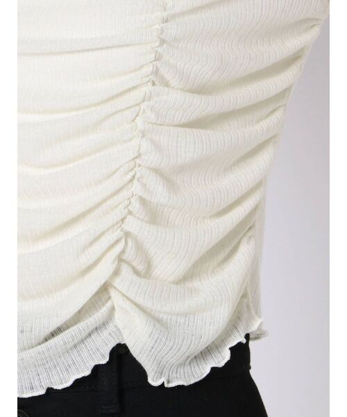 EMODA(エモダ)の「ショートドレープトップ(Tシャツ/カットソー・レディース・ブラック/ベージュ/グリーン/アイボリー・FREE)」の15枚目の写真