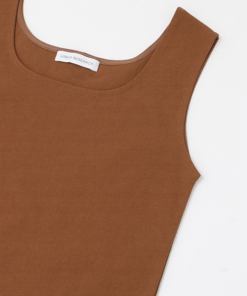 URBAN RESEARCH（アーバンリサーチ）の「UR TECH(UVカット)+抗菌 機能付 スクエアネックタンクトップ（タンクトップ・レディース・ブラウン系その他/ブラック・FREE）」の12枚目の写真