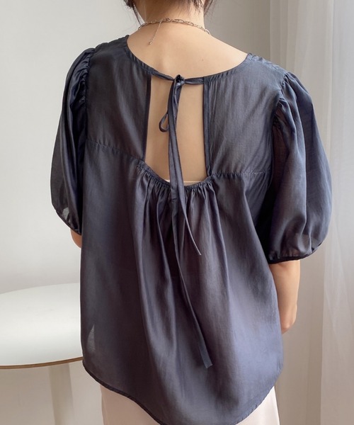 KOR（ケーオーアール）の「パフスリーブ バックリボン シアーブラウス（シャツ/ブラウス・レディース・ホワイト/パープル/ピンク/ダークグレー・FREE）」の14枚目の写真