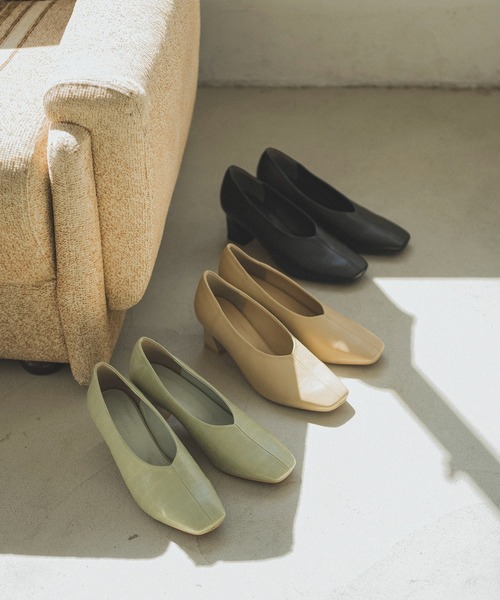 FREE'S MART（フリーズマート）の「【インフルエンサー森下愛里沙さんレコメンド】◆シェイプヒールパンプス（パンプス・レディース・ベージュ系その他/グリーン/ブラック系その他・MEDIUM/LARGE）」の17枚目の写真