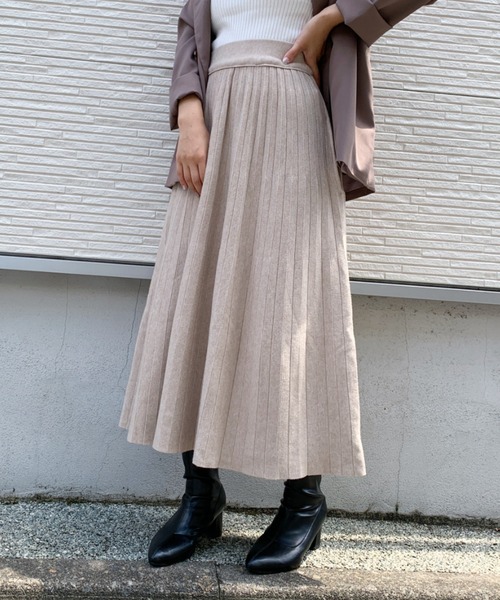 CLEA(クレア)の「ニットスカート(スカート・レディース・ブラック/ベージュ/アイボリー/モカ/ピンクベージュ・M/L)」の4枚目の写真