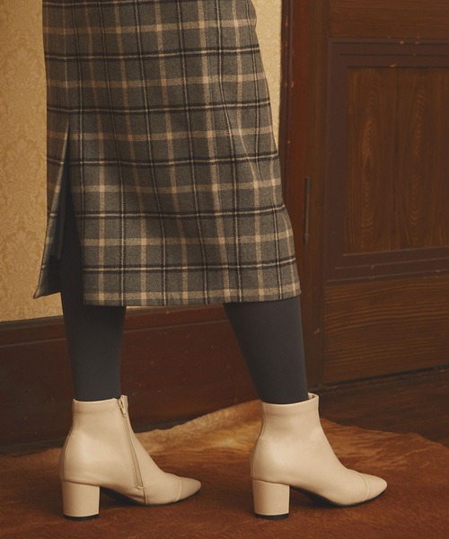 PURIL（ピュリル）の「【PURIL】スクエアトゥ　切替デザインブーツ（ブーツ・レディース・ダークブラウン/ブラック/アイボリー・S/M/L）」の13枚目の写真