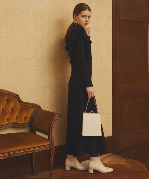 PURIL（ピュリル）の「【PURIL】スクエアトゥ　切替デザインブーツ（ブーツ・レディース・ダークブラウン/ブラック/アイボリー・S/M/L）」の5枚目の写真