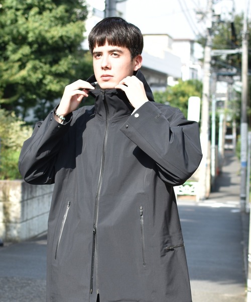 DESCENTE PAUSE（デサントポーズ）の「【デサントポーズ】ゴアテックスコート / GORE-TEX  COAT　耐水　防風　透湿（その他アウター・メンズ・ブラック・X-LARGE/MEDIUM/LARGE/SMALL）」の2枚目の写真