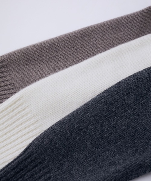 【一部WEB限定】タスマニアウールタートルネックフォルムニット