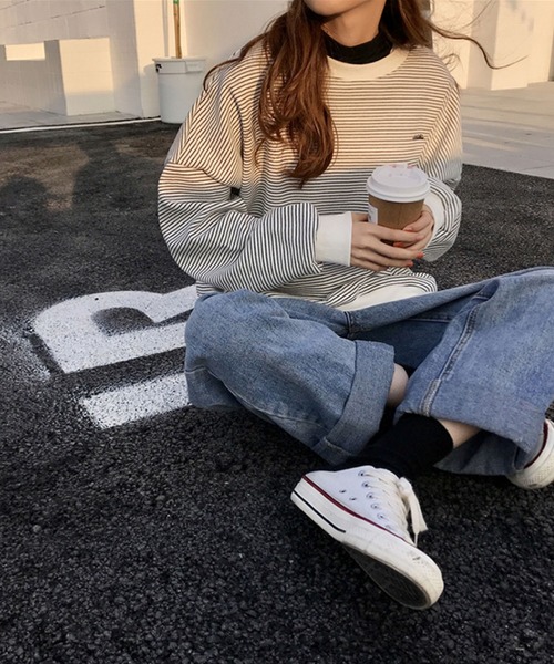 meJane(ミージェーン)の「配色ラインボーダーサイドスリットスウェットトレーナー(スウェット・レディース・ホワイト/ブラック・FREE)」の6枚目の写真