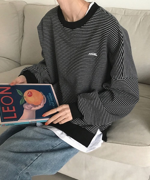 meJane(ミージェーン)の「配色ラインボーダーサイドスリットスウェットトレーナー(スウェット・レディース・ホワイト/ブラック・FREE)」の5枚目の写真