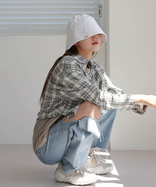 UNE MANSION(ユヌマンション)の「コットンベーシックバケットハット(ハット・レディース・ホワイト/ブラック/ベージュ・ONE SIZE)」の13枚目の写真