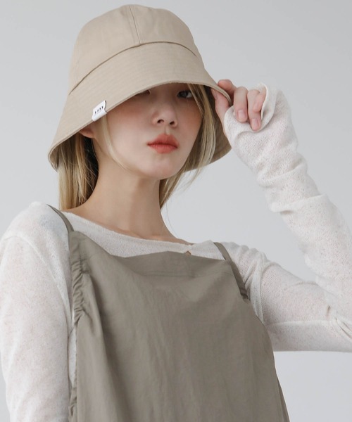 UNE MANSION(ユヌマンション)の「コットンベーシックバケットハット(ハット・レディース・ホワイト/ブラック/ベージュ・ONE SIZE)」の14枚目の写真