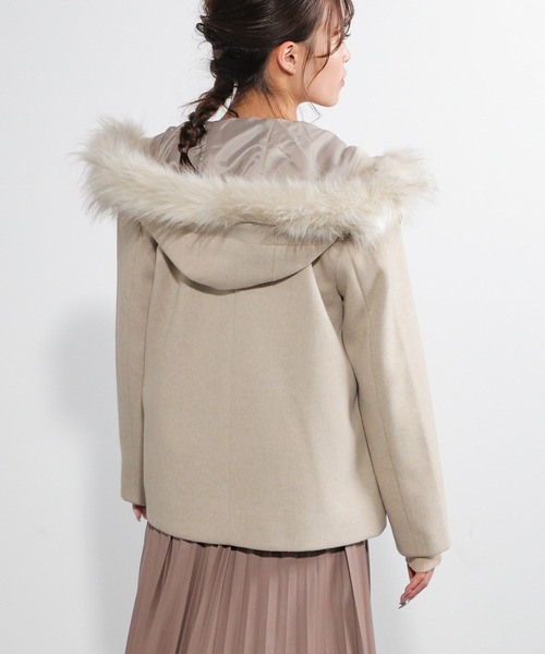 Honeys（ハニーズ）の「ファー付フードコート（その他アウター・レディース・ホワイト/ネイビー/杢グレー/ベージュ系その他/ピンク系その他・LL/M/L）」の12枚目の写真