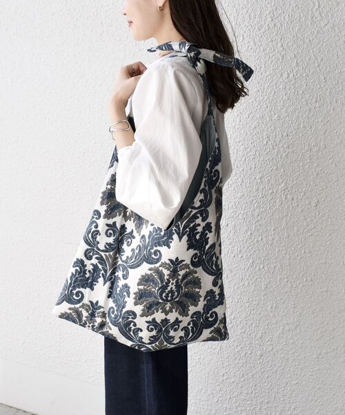 The Bagmati（ザバグマティ）の「The Bagmati:ペイズリージャカードトート◆（トートバッグ・レディース・ブラウン/ブルー・ONE SIZE）」の10枚目の写真