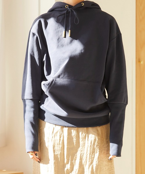 RANDEBOO（ランデブー）の「Puff hoodie top（スウェット・レディース・ネイビー/ピンクベージュ・FREE）」の13枚目の写真