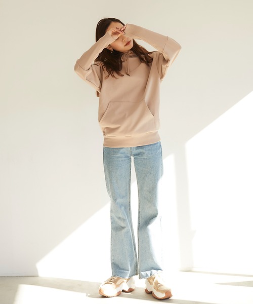 RANDEBOO（ランデブー）の「Puff hoodie top（スウェット・レディース・ネイビー/ピンクベージュ・FREE）」の18枚目の写真