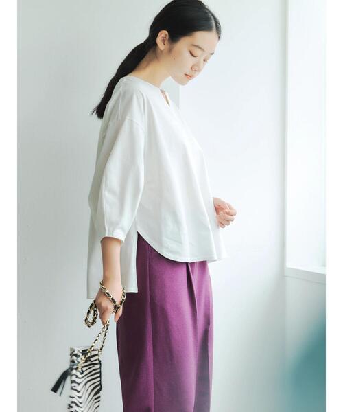 GARAGE OF GOOD CLOTHING（ガレージオブグッドクロージング）の「タック袖スキッパープルオーバー＊（Tシャツ/カットソー・レディース・グレイッシュベージュ/ネイビー/ホワイト・FREE）」の18枚目の写真