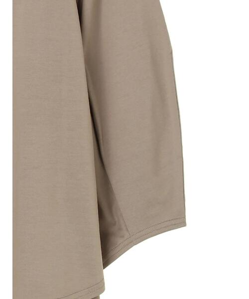 GARAGE OF GOOD CLOTHING（ガレージオブグッドクロージング）の「タック袖スキッパープルオーバー＊（Tシャツ/カットソー・レディース・グレイッシュベージュ/ネイビー/ホワイト・FREE）」の8枚目の写真