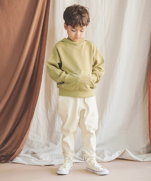 BRANSHES(ブランシェス)の「ピグメント染めパーカー(パーカー・キッズ・サックスブルー/キャメル/チャコールグレー/ベージュ・100cm/110cm/120cm/90cm/140cm/150cm/130cm)」の21枚目の写真