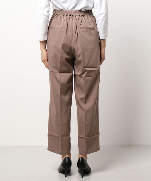 KOBE LETTUCE（コウベレタス）の「センタープレス入りゆるシルエットストレートパンツ（スラックス・レディース・モカ/ピンク系その他/インディゴブルー・M）」の5枚目の写真