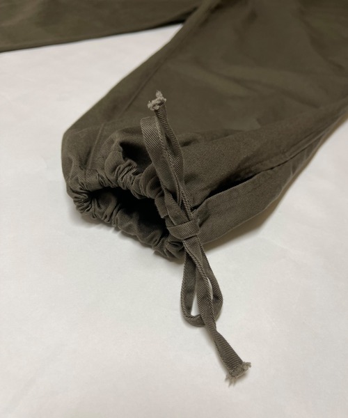 OLD BETTY'S（オールドベティーズ）の「G.B. Chino Overall（サロペット/オーバーオール・レディース・ブラック/ブラウン/アイボリー・FREE）」の14枚目の写真