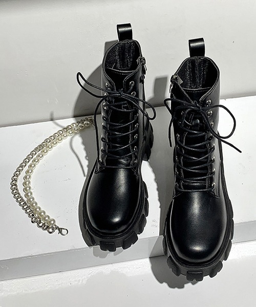 SVEC（シュベック）の「フェイクパール レースアップブーツ（ブーツ・レディース・ブラック/ブラック系その他・35/37/39/40/36/38）」の10枚目の写真