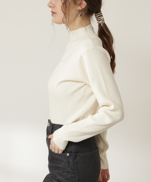 N.（N. Natural Beauty Basic）（エヌエヌナチュラルビューティーベーシック）の「◆デザインネックリブニット（ニット/セーター・レディース・ブラック/オフホワイト/ブルー/モカ・MEDIUM）」の15枚目の写真