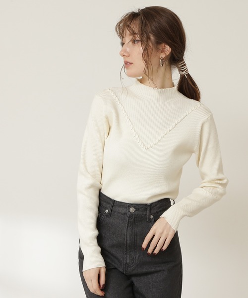 N.（N. Natural Beauty Basic）（エヌエヌナチュラルビューティーベーシック）の「◆デザインネックリブニット（ニット/セーター・レディース・ブラック/オフホワイト/ブルー/モカ・MEDIUM）」の12枚目の写真