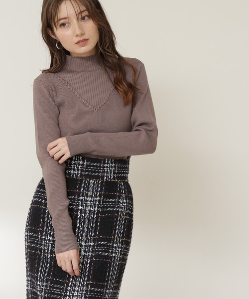 N.（N. Natural Beauty Basic）（エヌエヌナチュラルビューティーベーシック）の「◆デザインネックリブニット（ニット/セーター・レディース・ブラック/オフホワイト/ブルー/モカ・MEDIUM）」の16枚目の写真