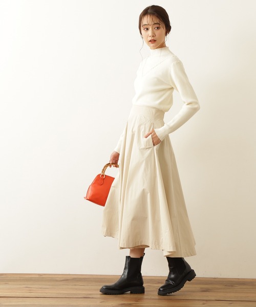N.（N. Natural Beauty Basic）（エヌエヌナチュラルビューティーベーシック）の「◆デザインネックリブニット（ニット/セーター・レディース・ブラック/オフホワイト/ブルー/モカ・MEDIUM）」の21枚目の写真
