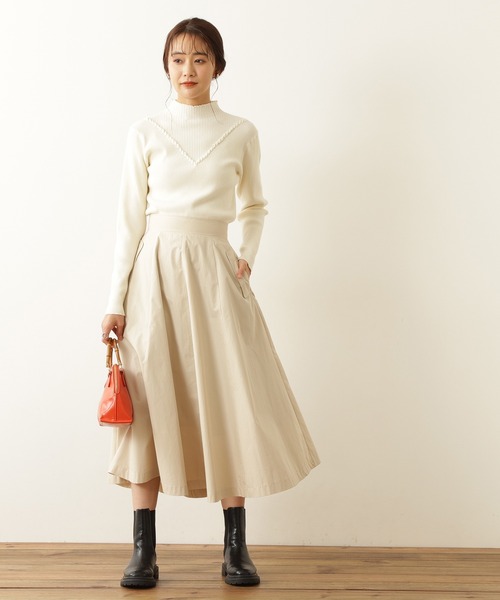 N.（N. Natural Beauty Basic）（エヌエヌナチュラルビューティーベーシック）の「◆デザインネックリブニット（ニット/セーター・レディース・ブラック/オフホワイト/ブルー/モカ・MEDIUM）」の20枚目の写真