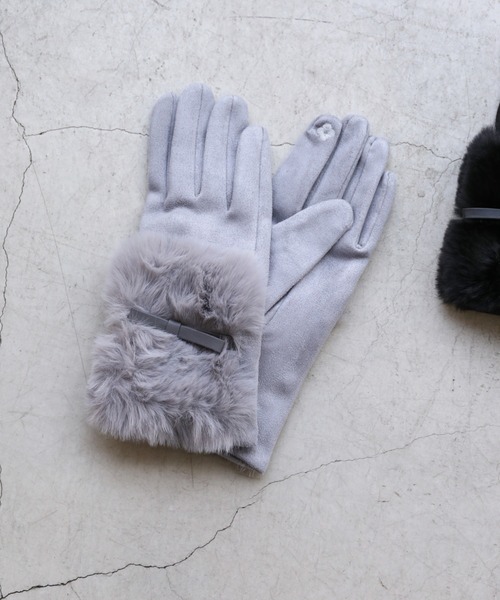 frames RAY CASSIN（フレームスレイカズン）の「【WEB限定】エコファー付きフェイクスェードグローブ（手袋・レディース・ライトグレー/ブラック/ベージュ・FREE）」の6枚目の写真