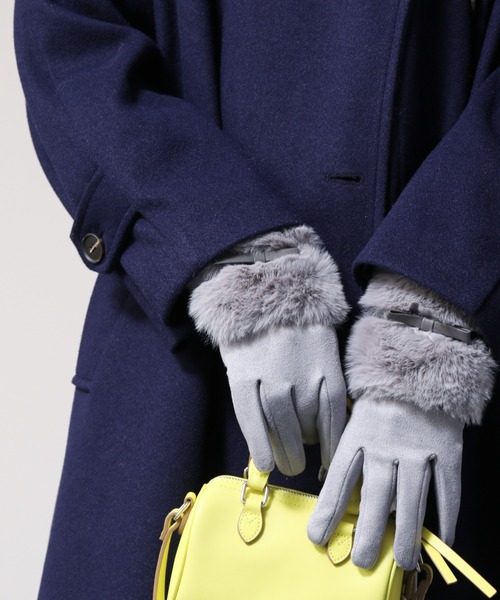 frames RAY CASSIN（フレームスレイカズン）の「【WEB限定】エコファー付きフェイクスェードグローブ（手袋・レディース・ライトグレー/ブラック/ベージュ・FREE）」の22枚目の写真