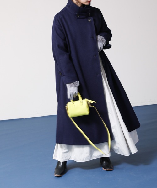 frames RAY CASSIN（フレームスレイカズン）の「【WEB限定】エコファー付きフェイクスェードグローブ（手袋・レディース・ライトグレー/ブラック/ベージュ・FREE）」の21枚目の写真